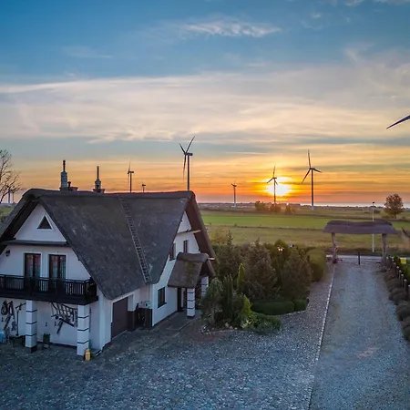 Seaside In Cisowo With Terrace And Lovely Garden *