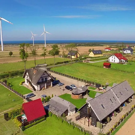 Seaside In Cisowo With Terrace And Lovely Garden Tatil Evi Darłowo