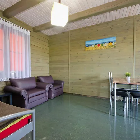 Seaside In Cisowo With Terrace And Lovely Garden Tatil Evi Darłowo