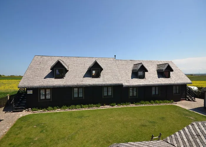 Сasa de vacaciones Seaside In Cisowo With Terrace And Lovely Garden *