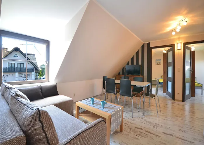 Seaside In Cisowo With Terrace And Lovely Garden Darłowo