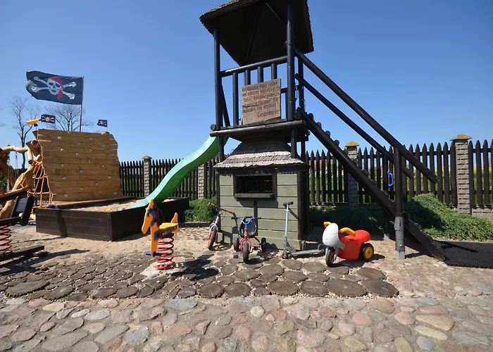 Seaside In Cisowo With Terrace And Lovely Garden