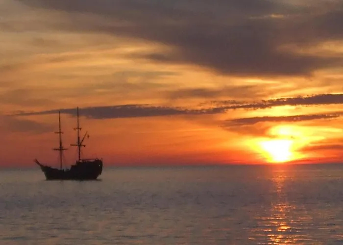 Seaside In Cisowo With Terrace And Lovely Garden Semesterbostad *