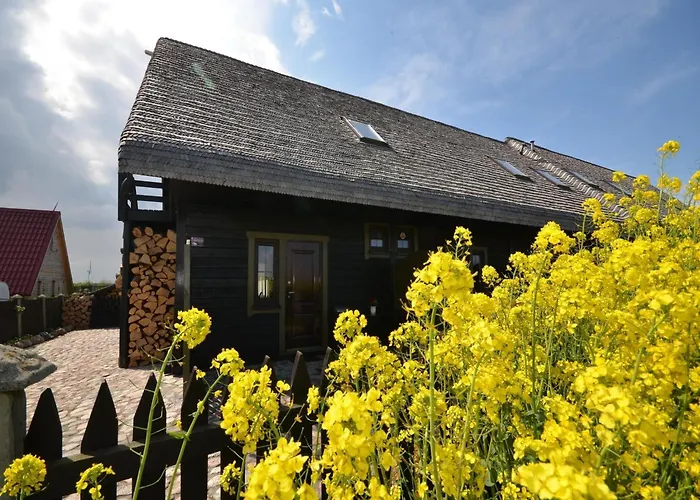 Сasa de vacaciones Seaside In Cisowo With Terrace And Lovely Garden