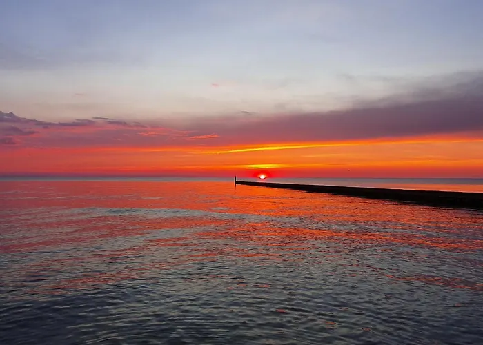 Seaside In Cisowo With Terrace And Lovely Garden Darłowo