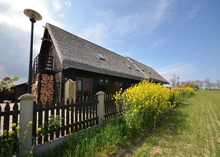 Seaside In Cisowo With Terrace And Lovely Garden Сasa de vacaciones