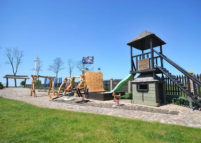 Seaside In Cisowo With Terrace And Lovely Garden * Darłowo